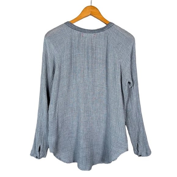 XiRENA Hemingway Gauze Textured Long Sleeve Henley Top - Picture 6 of 11